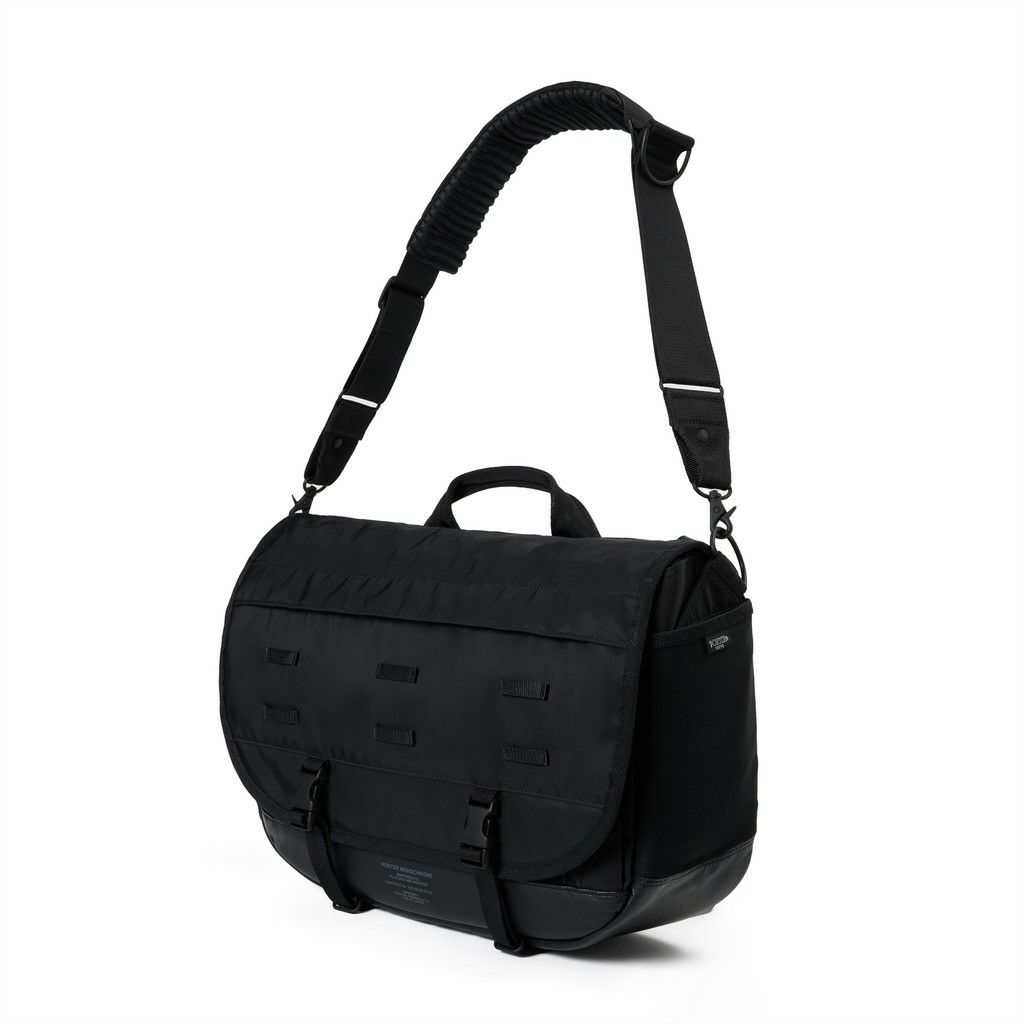 PORTER MONOCHROME