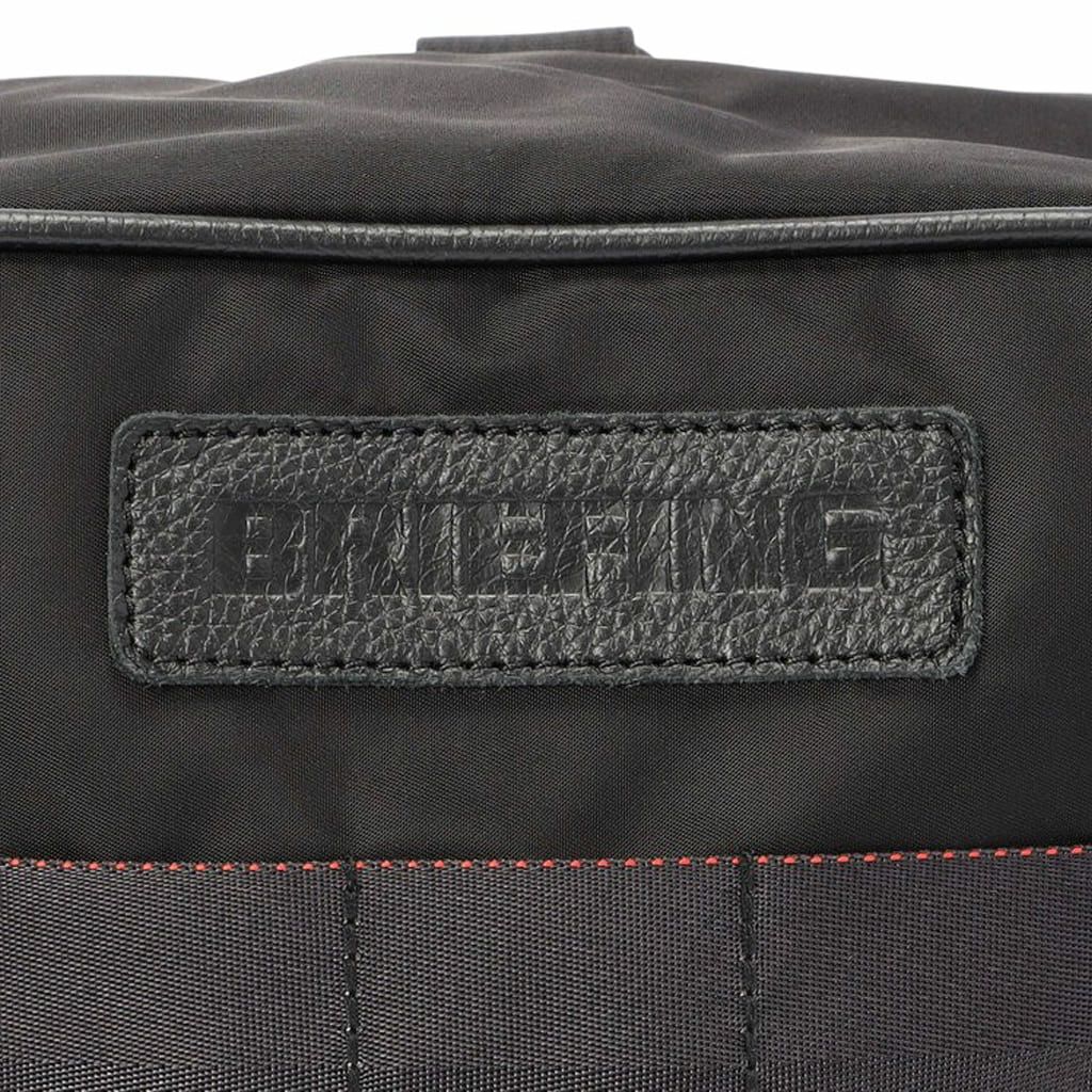 BRIEFING GOLF